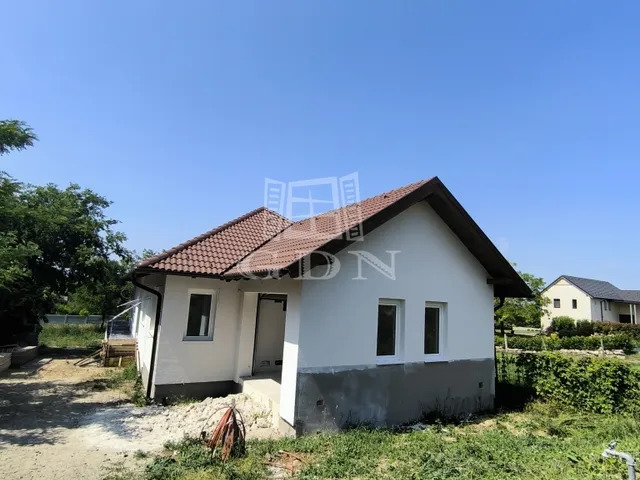 Eladó ház Szada 116 nm