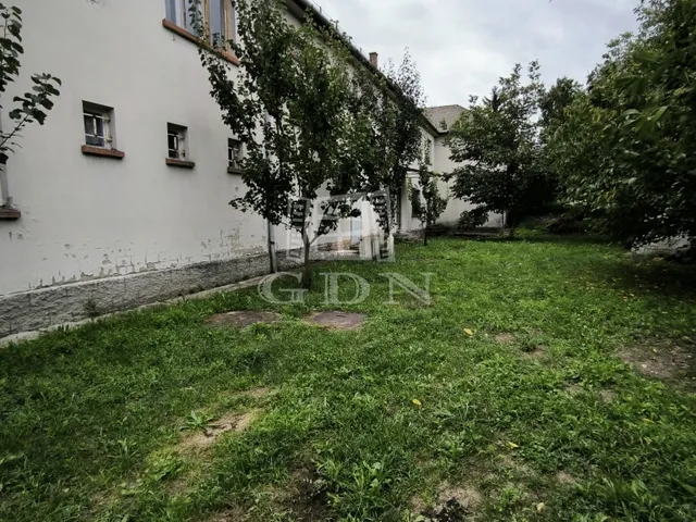 Eladó kereskedelmi és ipari ingatlan Váchartyán 544 nm
