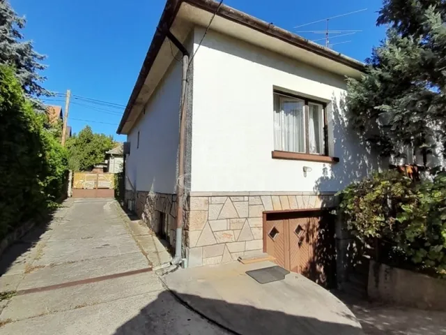 Eladó ház Vác 110 nm