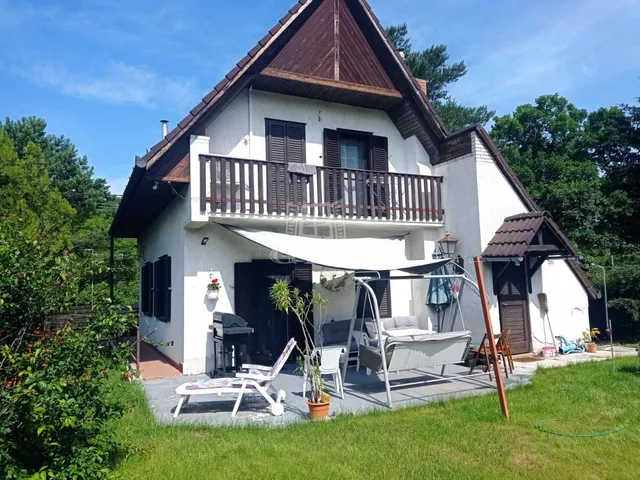 Eladó ház Szigetmonostor, Horány 85 nm