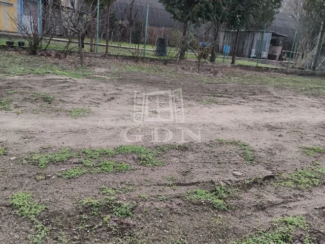 Eladó telek Göd 300 nm