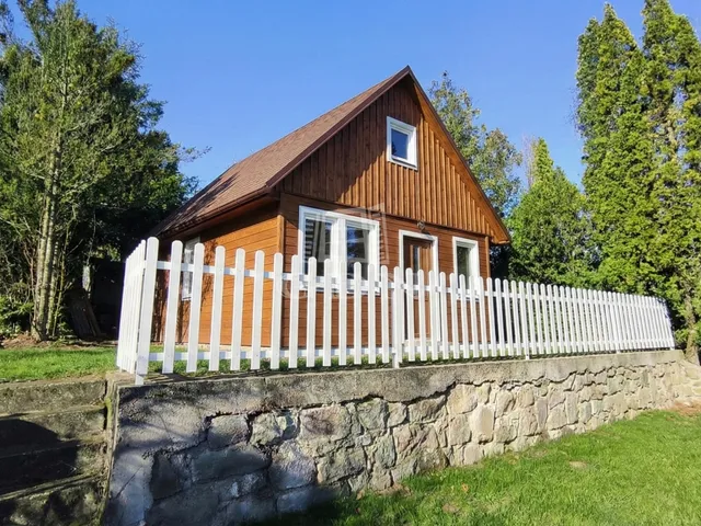 Eladó üdülő és hétvégi ház Dunabogdány 37 nm