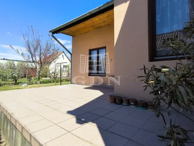 Eladó ház Fót, Kisalag 79 nm