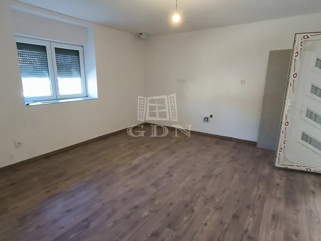 Eladó lakás Dunakeszi 41 nm