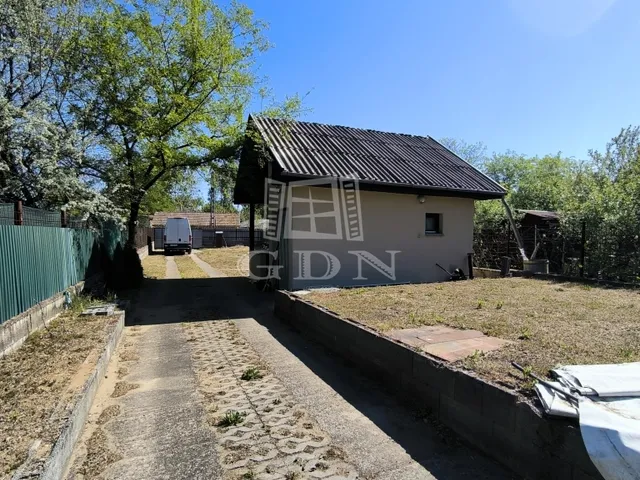 Eladó ház Fót 270 nm