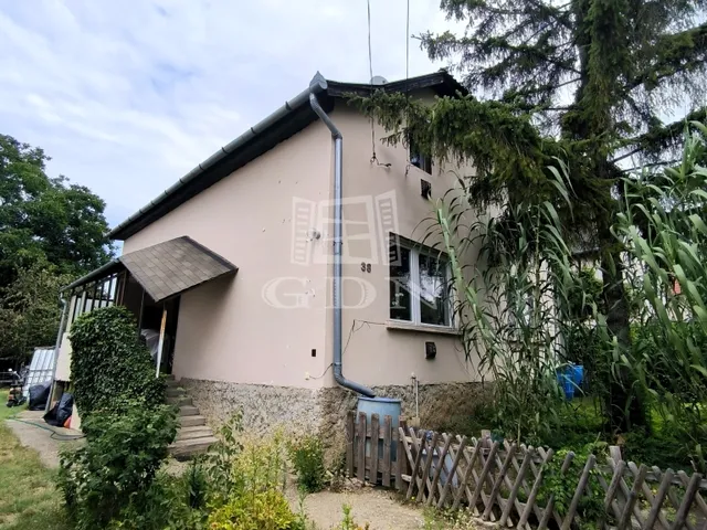 Eladó ház Fót 153 nm