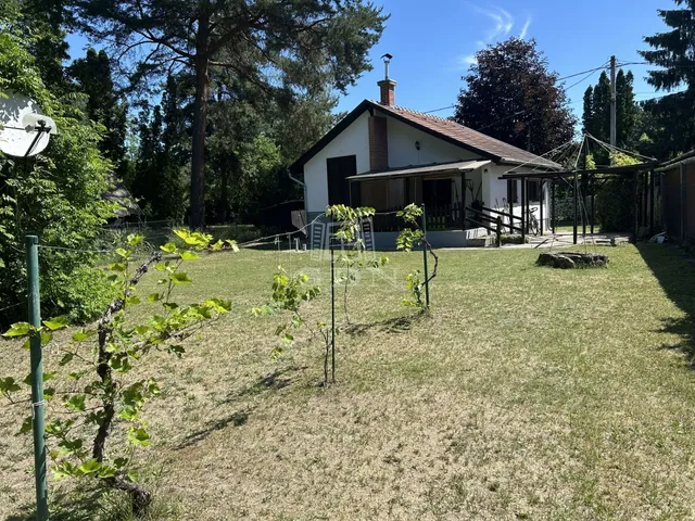 Eladó ház Szigetmonostor, Horány 54 nm
