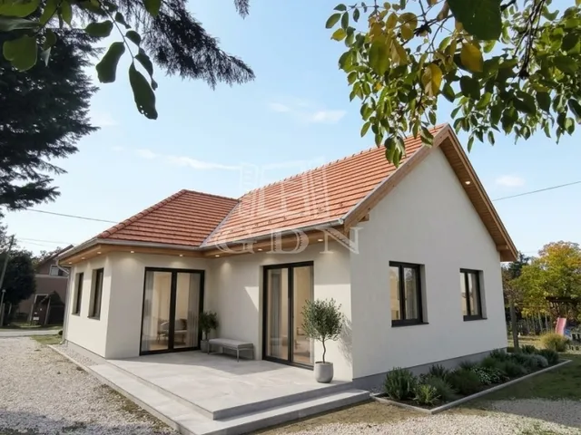 Eladó ház Csörög 127 nm