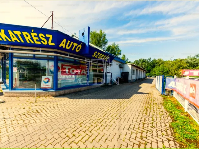 Eladó kereskedelmi és ipari ingatlan Székesfehérvár 830 nm