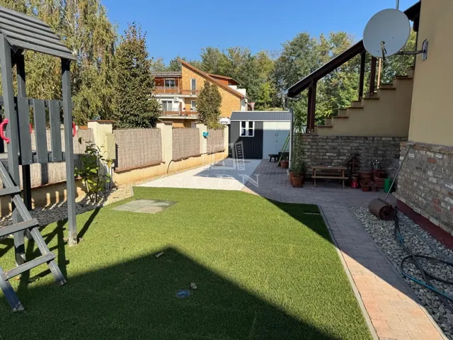 Eladó lakás Veresegyház, Ligetek 76 nm
