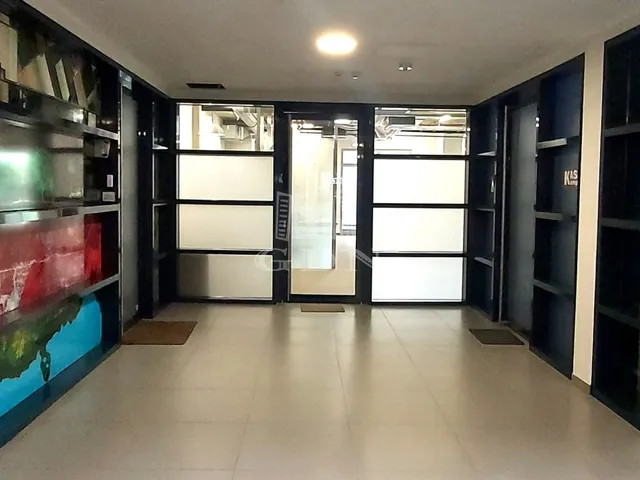 Kiadó kereskedelmi és ipari ingatlan Budapest XIX. kerület, Wekerletelep 300 nm