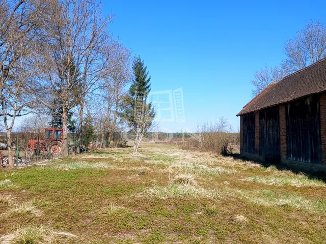Eladó telek Csesztreg 4000 nm
