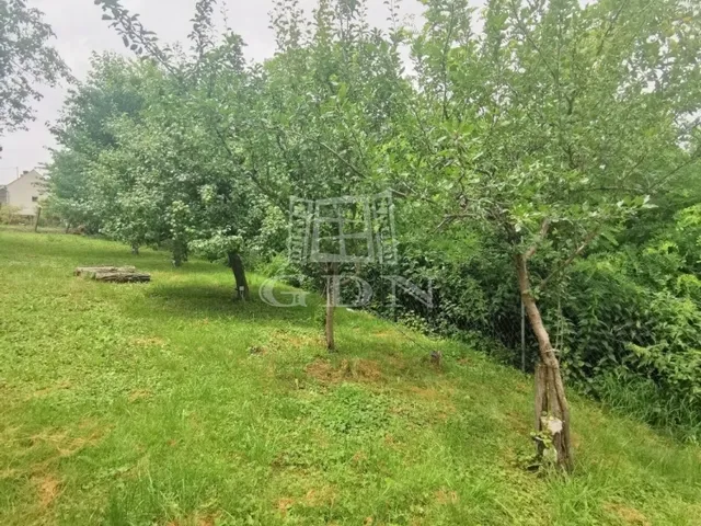 Eladó telek Lakhegy 2151 nm