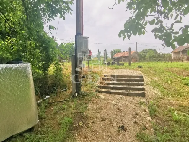 Eladó telek Lakhegy 2151 nm