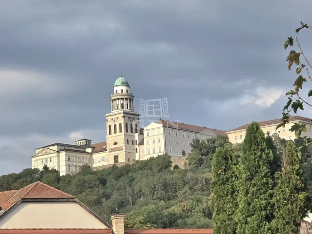 Eladó ház Pannonhalma 140 nm