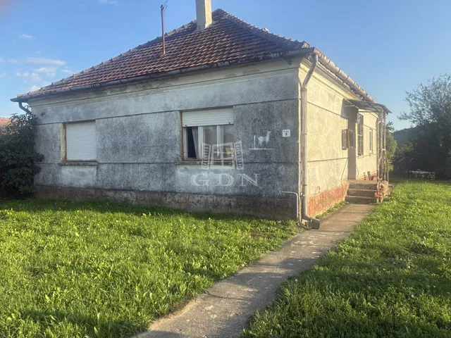 Eladó ház Kányavár 100 nm