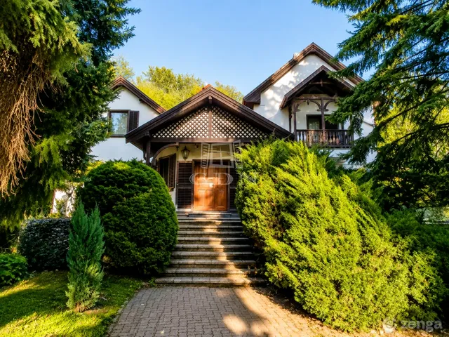 Eladó ház Eger, Szépasszonyvölgy 263 nm