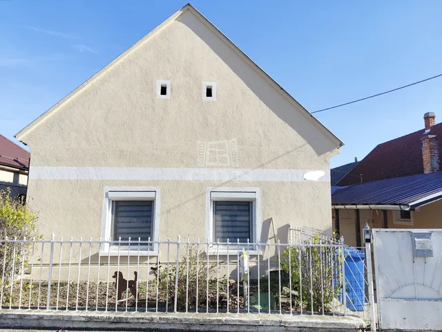 Eladó ház Veszprémfajsz 100 nm