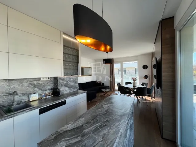 Eladó lakás Balatonlelle 104 nm