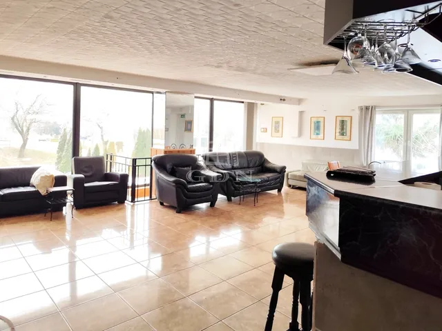 Eladó ház Balatonfüred 220 nm