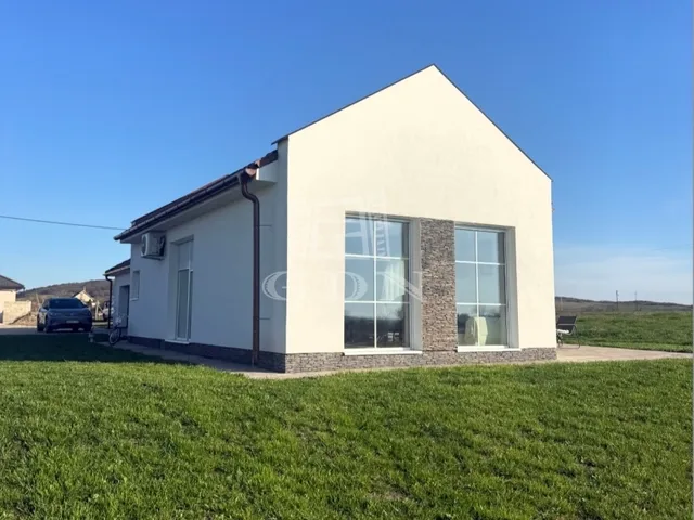 Eladó ház Vilonya 125 nm