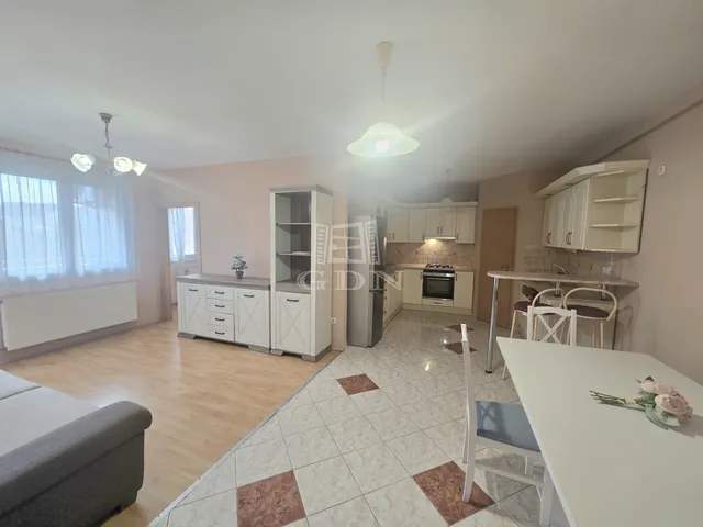 Kiadó lakás Zalaegerszeg, Belváros 80 nm