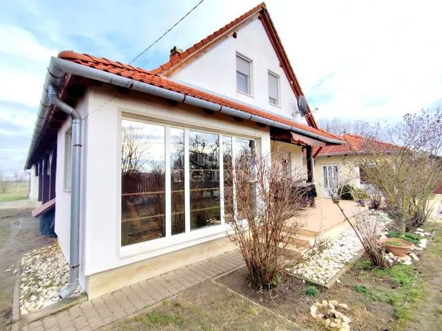 Eladó ház Mátyásdomb 142 nm