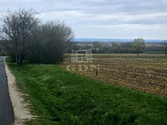 Eladó telek Balatonkeresztúr 970 nm