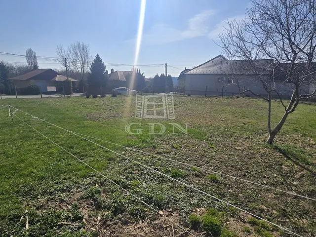 Eladó telek Zalaegerszeg, Újhegy 1356 nm