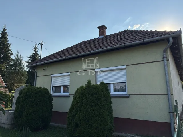 Eladó ház Bánokszentgyörgy 72 nm