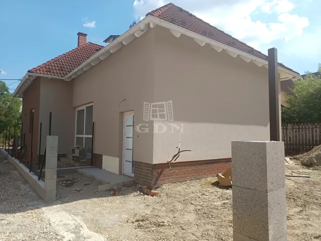 Eladó lakás Százhalombatta 110 nm