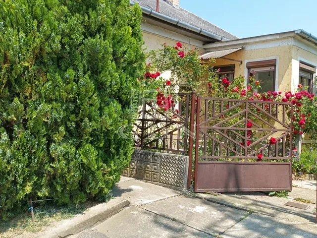 Eladó ház Biatorbágy, Bia 110 nm