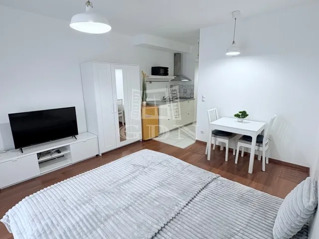 Eladó lakás Budapest VIII. kerület, Corvin negyed 29 nm