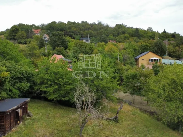 Eladó telek Szentendre, Tyúkosdűlő 1882 nm