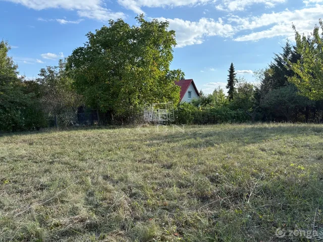 Eladó telek Szentendre, Tyúkosdűlő 1882 nm