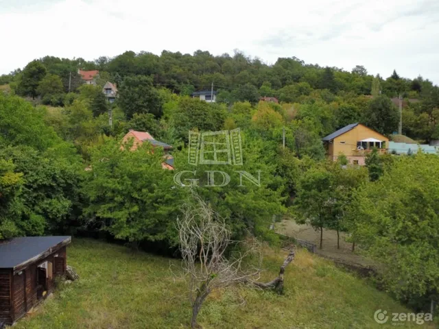 Eladó telek Szentendre, Tyúkosdűlő 1882 nm
