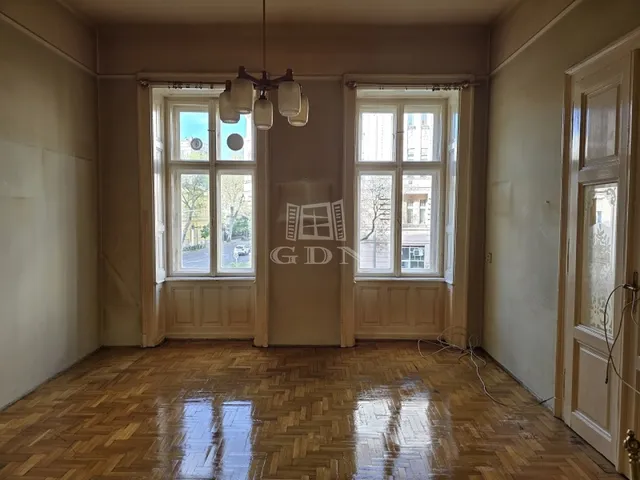 Eladó lakás Budapest VII. kerület 70 nm
