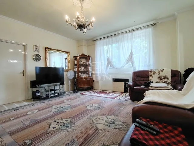 Eladó lakás Budapest II. kerület 70 nm