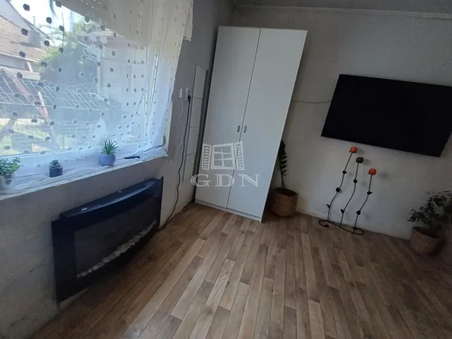 Eladó lakás Budapest XIX. kerület, Kertváros 27 nm