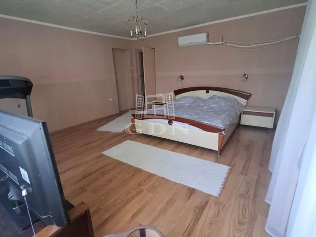 Eladó ház Budapest XVII. kerület, Rákoscsaba 200 nm