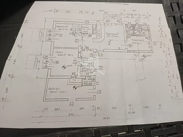 Eladó kereskedelmi és ipari ingatlan Dömsöd 260 nm