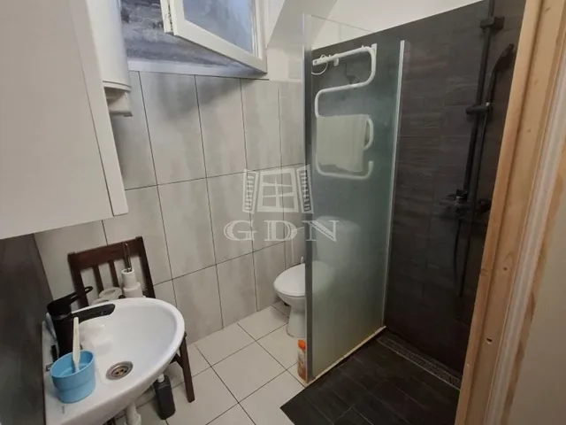 Eladó lakás Budapest X. kerület, Ligettelek 32 nm