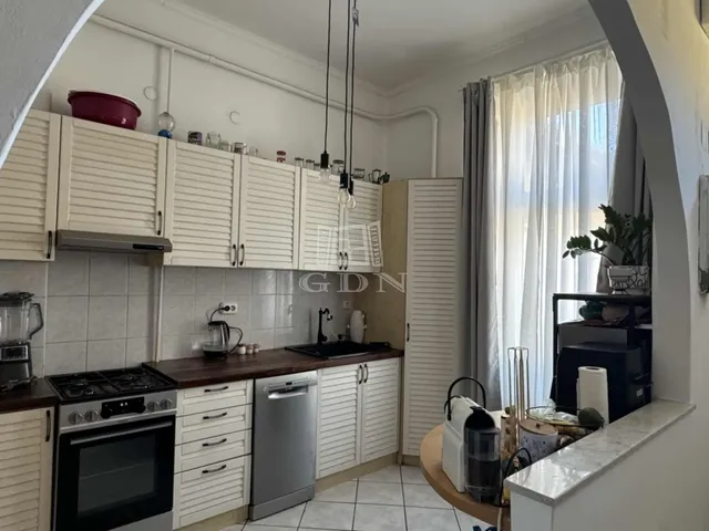 Eladó lakás Budapest VIII. kerület 65 nm