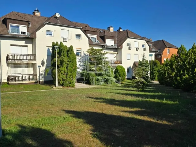 Eladó lakás Budapest XVI. kerület, Árpádföld 67 nm