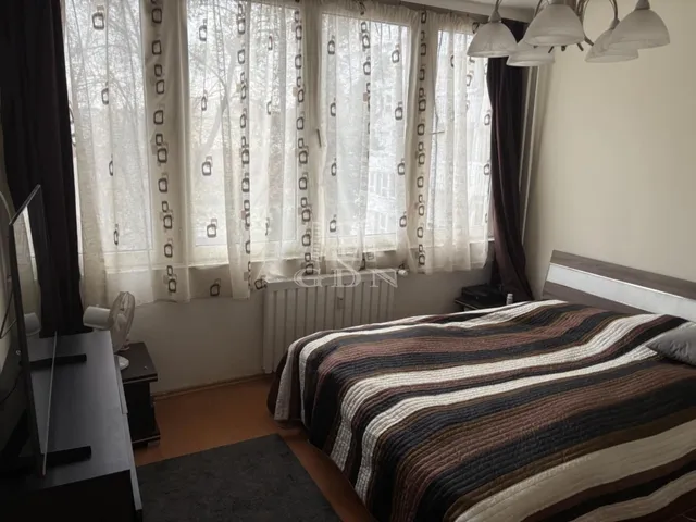 Eladó lakás Budapest III. kerület 60 nm