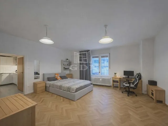 Eladó lakás Budapest II. kerület, Vérhalom 37 nm