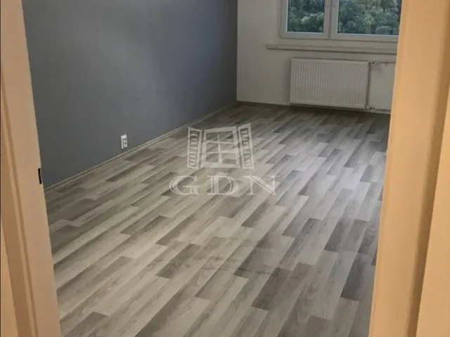 Eladó lakás Budapest III. kerület 52 nm