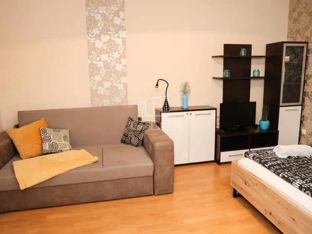 Eladó lakás Budapest VI. kerület 29 nm