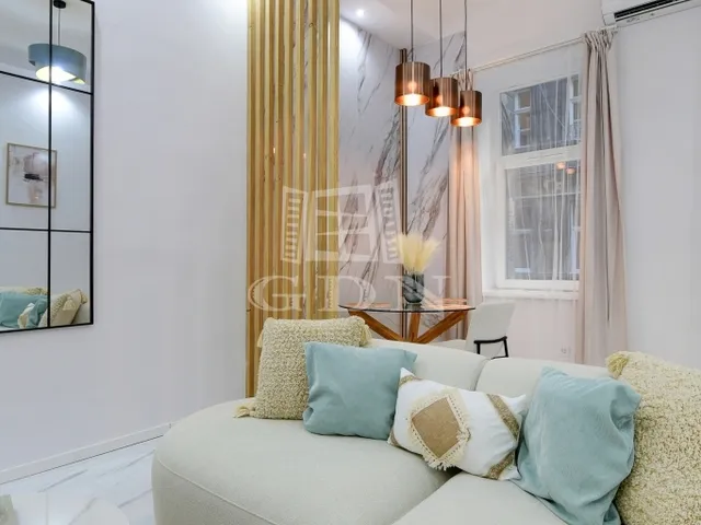 Eladó lakás Budapest VI. kerület 53 nm