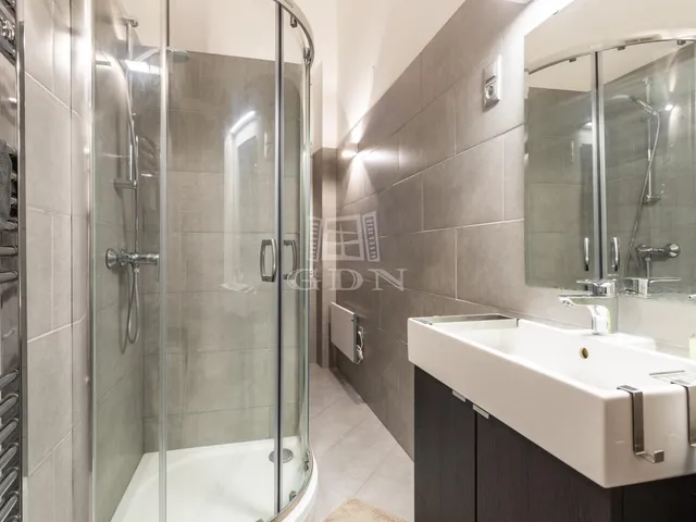 Eladó lakás Budapest VI. kerület 35 nm